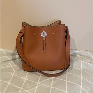 Elegant Kate spade Tan Leather Shoulder Bag